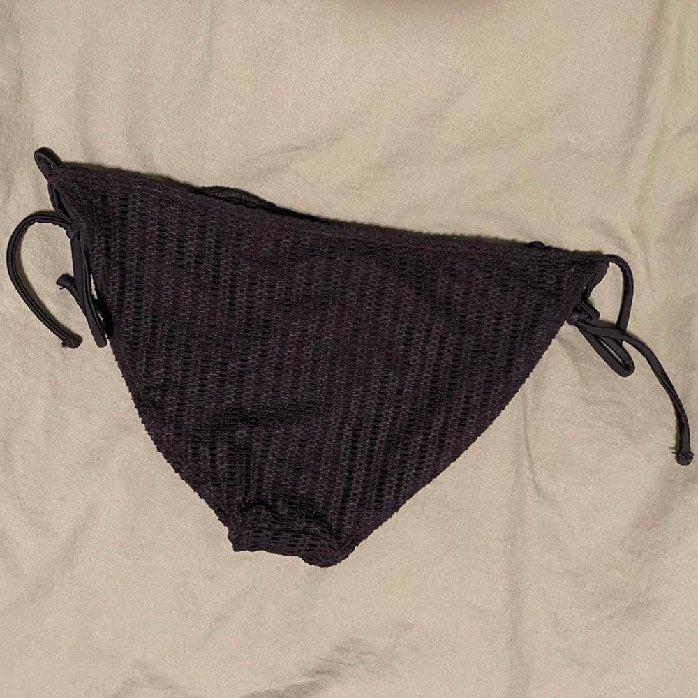 Knit bikini - Picture 6 of 7